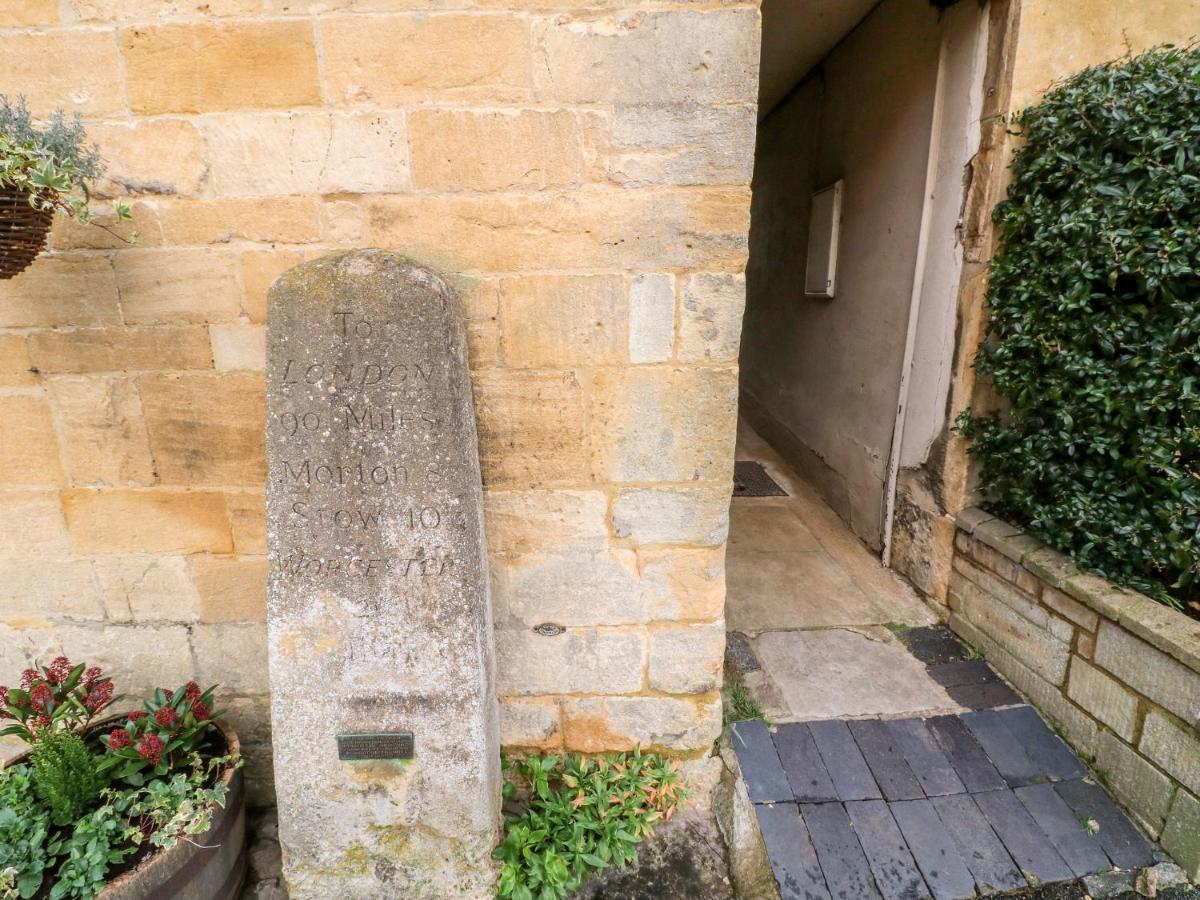 Blundell'S Cottage Broadway  Exterior foto